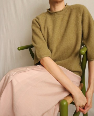 橄欖綠七分袖簡約針織毛衣