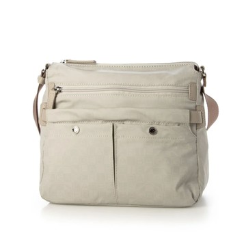 LA BAGAGERIE 字母印雙口袋方形斜背包（小/象牙）_廠商直送