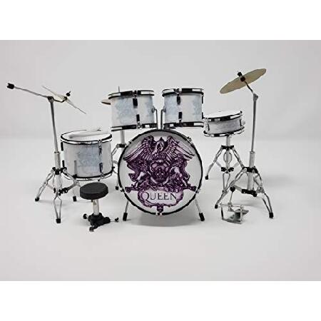 Roger Taylor QUEEN miniature drum set. Excellent details. Mini drum