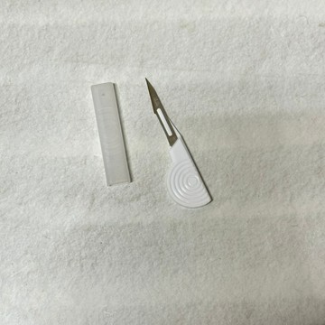 [沐沐屋] 拋棄式手術刀 切割刀-.