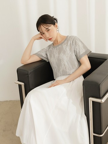 親膚細膩蕾絲反折袖上衣