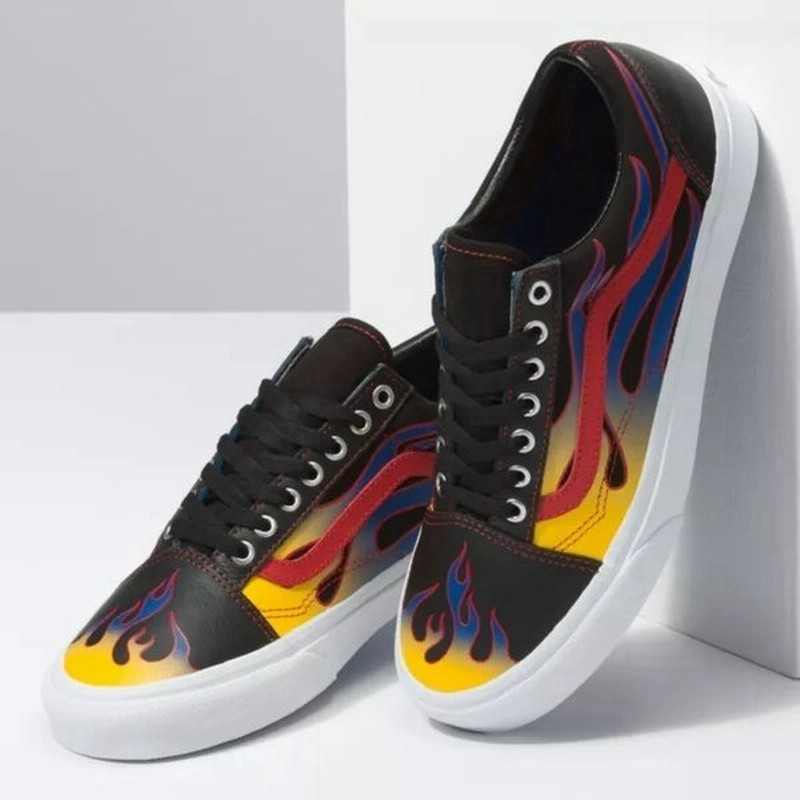 バンズ Vans Old Skool Racer Old Skool オールドスクール Black Red 黒 赤 スニーカー シューズ レディース メンズ 取り寄せ 通販 Lineポイント最大0 5 Get Lineショッピング