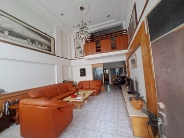 霧峰連莊5套房透天｜台中市霧峰區四德路