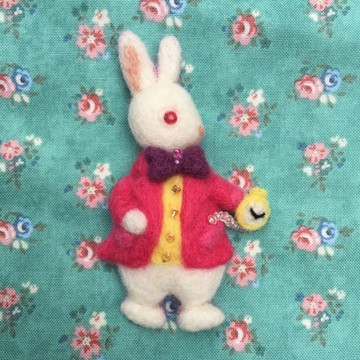 白兔先生－手作羊毛氈別針