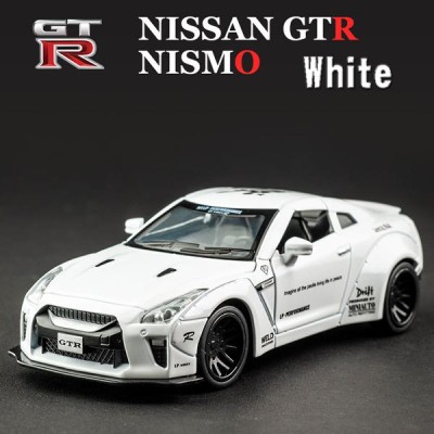 NISSAN 日産 GTR R-35 ニスモ NISMO 1/32 ミニカー 全6色 ライト点灯