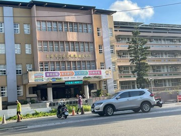 獅湖國小旁(富家子第)翻新美兩房｜高雄市三民區鼎貴路