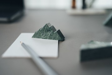 【台灣伴手禮推薦】大理石擴香石 - 迷你山脈  (台灣蛇紋石)