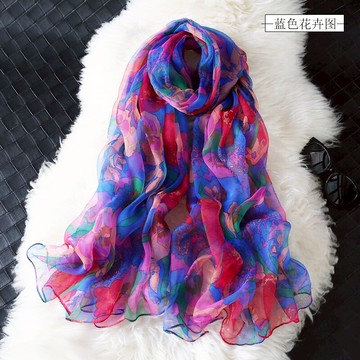 秋款絲巾女桑蠶絲長款薄輕盈保暖內搭玫紅寶藍色花卉真絲圍巾冬季1入