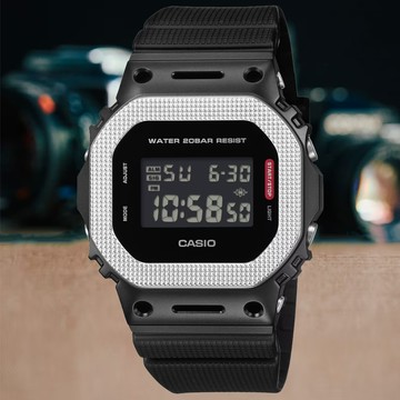 CASIO卡西歐 G-SHOCK 現代工業風 多功能電子腕錶 43.2mm / GM-5600BM-1