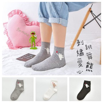 現貨刺繡紅愛心跳舞熊棉質素色女生中筒襪 黑白灰基本色 中筒襪
