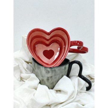 愛心杯子女生高顏值馬克杯創意個性禮物設計感小眾情侶水杯咖啡杯