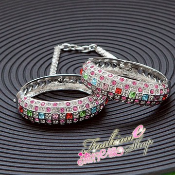 流行E線K060 超美水鑽道具玩具手銬～高級水鑽角色扮演服最嗆辣配件