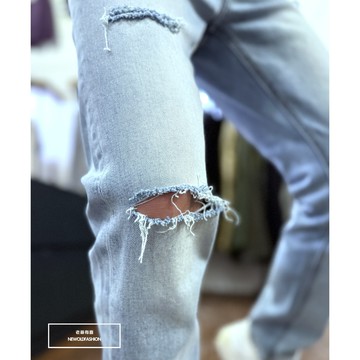 『老爺有喜』重磅刀割刷白中直筒(NOF2510K512) 彈性 牛仔破褲 顯瘦修身窄管 牛仔褲 淺藍水洗 中直筒