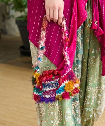 【熱門預購】獨特毛茸絲線紗麗編織手提袋 小包(3色) NWWP4172