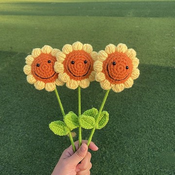 熊貓購物 台灣現貨 編織成品 快速出貨 畢業花束 永生花 太陽花 畢業禮物 婚禮小物 向日葵花束 療癒小物