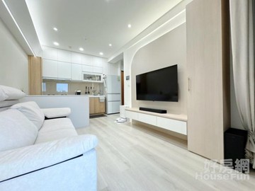 2年屋R5紅線｜英倫亞灣｜奶油風兩房車位｜高雄市前鎮區康和路