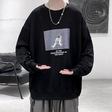 台灣出貨 男裝大尺碼M-8XL 男生長袖大學T 太空人設計 宇航員相框圖案 太空潮流風 日常外出搭配 寬版百搭版型 IM