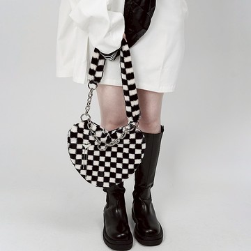 rebirth野生設定Y2K甜酷辣妹毛絨愛心純色棋盤格腋下斜挎女士包袋