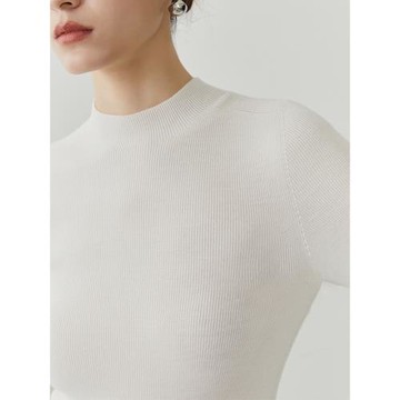 法式復古白色半高領針織衫毛衣內搭打底衫T恤長袖女秋冬顯瘦上衣