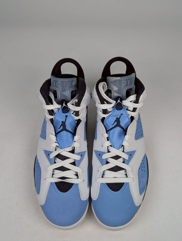 微瑕疵-左右腳鞋底微泛黃左腳外側明顯泛黃 CT8529-410 M9.5 Air Jordan 6 " UNC " 北卡藍 男款
