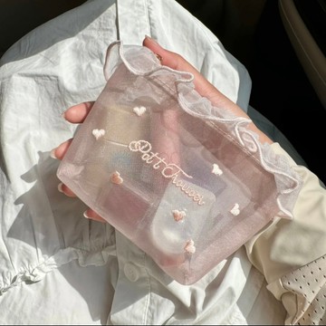 臺灣/✨化妝包 收納袋韓國ins風少女網紗愛心刺繡便攜化妝包 可愛紙巾包補妝收納包