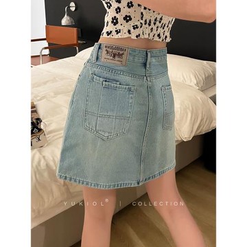小羽家牛仔短裙女2025夏新款半身裙薄款無彈高腰顯瘦淺藍色A字裙