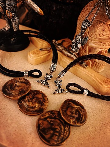 【巴洛克系列】鳶尾花皮革手鍊/上蠟皮繩/銀