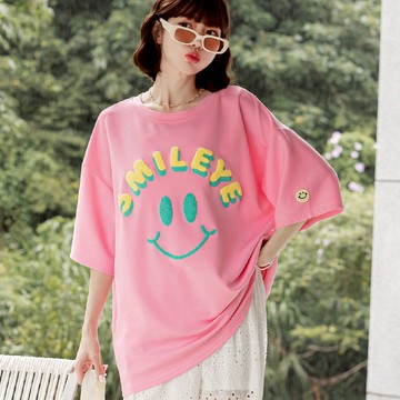 OB嚴選 太空棉微笑毛巾繡寬鬆短袖上衣 《AB20583》