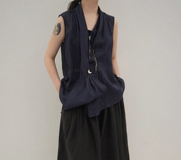 【立裁解構】古典中性復古風/手工線跡/月光背心