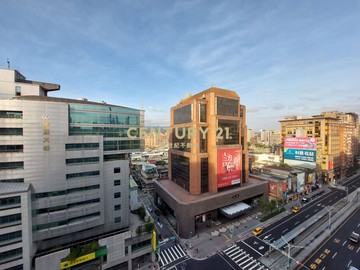 歌林採光大三房｜台北市松山區南京東路五段