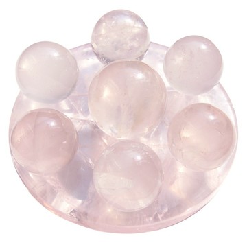 【吉祥開運坊】【粉水晶七星陣小型(附粉晶底盤) 人緣 桃花 姻緣 粉晶七星陣】淨化 擇日