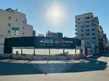 五期❗精誠路VS大業學區❗泉宇丰格❗大三房視野戶｜台中市西區大墩十二街