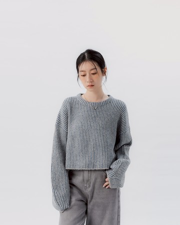 質感雙色坑條短版針織毛衣-藍