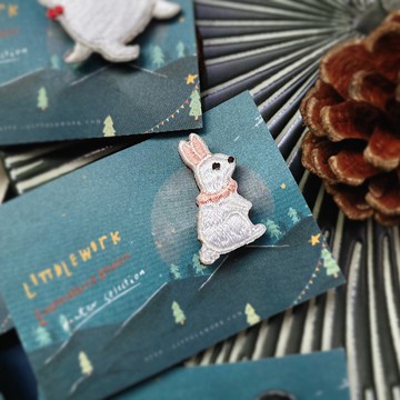 刺繡別針/燙貼 | 冬日系列 -小白兔