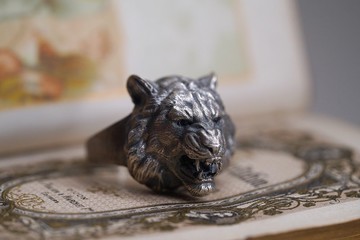 925銀老虎戒指 (MW R1065)