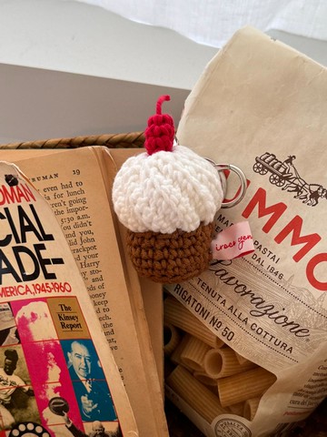 choco muffin keyring