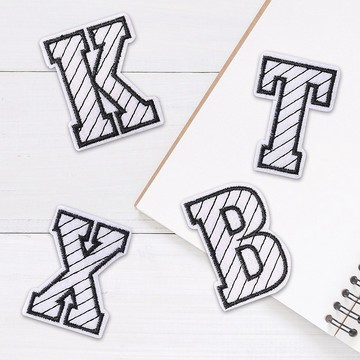 【英文字母刺繡布貼】尼布英文 A─Z (黑)