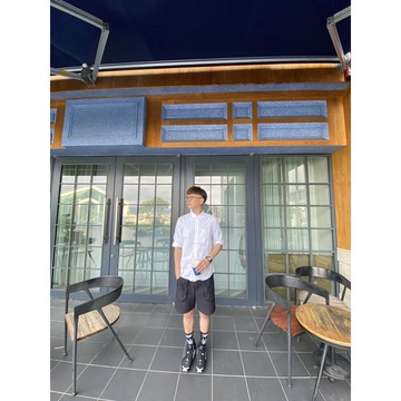 E7th.YELLOW標籤短袖襯衫