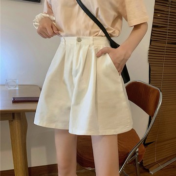 胖mm大碼休閒短褲女夏季2026新款高腰顯瘦寬鬆外穿百搭a字闊腿褲 韓版百搭休閒短褲 夏日闊腿短褲「樂購」