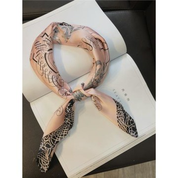 新款大氣時尚印花粉色絲巾小方巾女百搭裝飾圍巾春秋韓國領巾頸巾