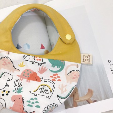 芥黃彩色恐龍 韓國有機棉 手工六層紗圍兜 口水巾