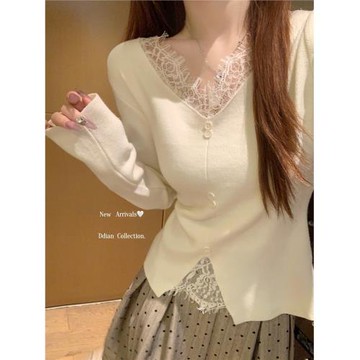 超好看的v領蕾絲拼接純欲毛衣女春季新款修身內搭針織衫打底上衣