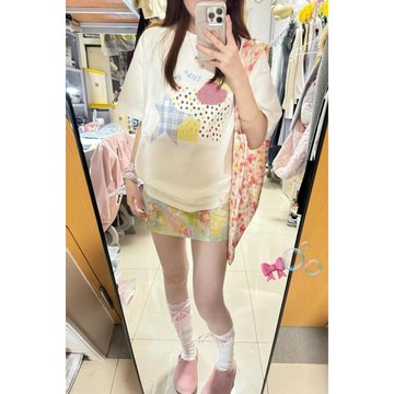 【砂糖夢境】夏季新款韓系設計波點草莓星星印花寬鬆感小衆半袖上衣短袖t恤女