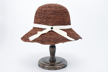 盛夏果實拉菲亞草帽-松果(可折、裝飾收納帶)