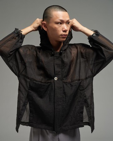 Unisex：連帽夾克 (黑色)