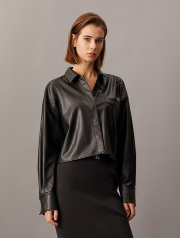 Calvin Klein 合成革短版襯衫