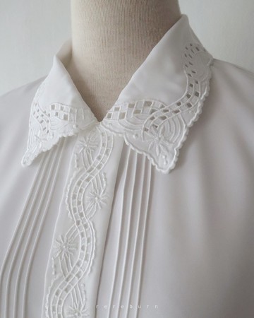 復古刺繡領寬鬆歐美版型長袖白色古著襯衫