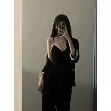 法式高級感吊帶睡衣女春秋季網紅風少女甜美開衫長褲家居服三件套