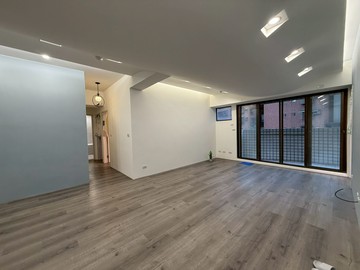 關渡捷運芳鄰攬月樓電梯大三房｜新北市淡水區自強路