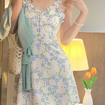 【溫柔初戀風】吊帶連衣裙 夏季新款 碎花吊帶裙 收腰顯瘦 小個子短裙 裙子 背帶裙 短裙